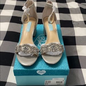 NEW!! Betsey Johnson wedding shoes!